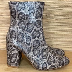 Coconuts by Matisse Carrie Bootie